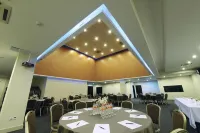 Timor Plaza Hotel & Apartments