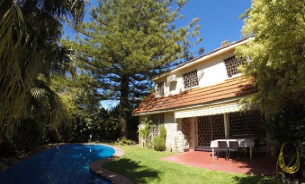 Deaf twins bed/breakfast - Housity