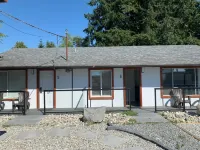 Oceanside Villas Hotels in Sechelt