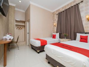 RedDoorz Plus @ Cideng Barat