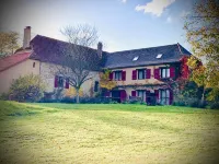 Le Domaine du Gravier Hotels in Gramat