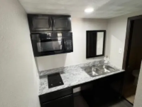 Budget Inn Hotels in Denison