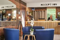 Hôtel Agena Hotels in Lesquin