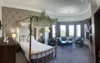 Royal Clifton Hotel