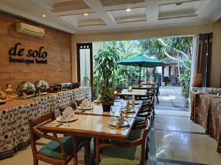 De Solo Boutique Hotel Отели рядом с достопримечательностью «Museum Radya Pustaka»