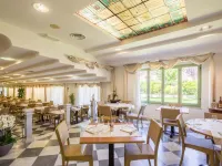 Hotel Luna Ξενοδοχεία στην πόλη Μάσσα