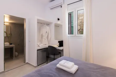 Sunset Paraportiani Rooms Отели рядом с достопримечательностью «"Маленькая Венеция"»