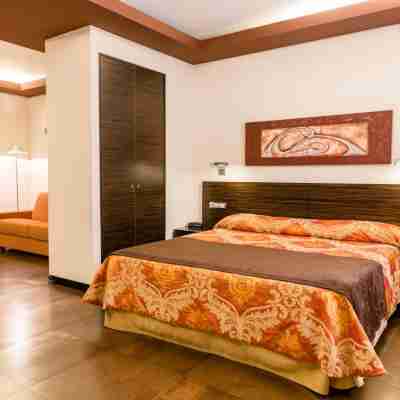 Hospedium Hotel Los Periquitos Rooms