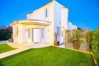 WHome | Prime Hideaway Luxury Villa Hotels in Vilamoura