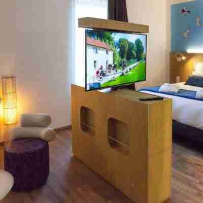 Kyriad Prestige Amiens - Poulainville Hotel And Spa Rooms