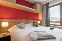 Résidence Pierre & Vacances Le Britania Hotels in Les Allues