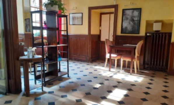 Logis Hôtel Restaurant de l'Ecu - Housity