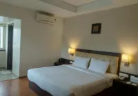 Grand Arcadia Hotel in zona Kaattu Azhagiya Singar Srirangam
