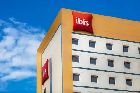 ibis Macae Отели рядом с достопримечательностью «Praia dos Cavaleiros»