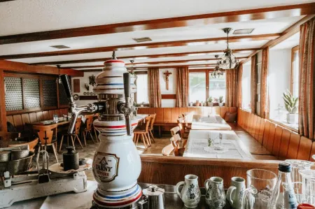 Gasthaus Hirsch Отели в г. Wangen im Allgau