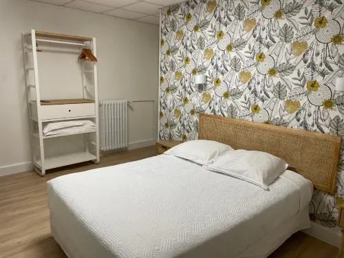 Hôtel la Vigneraie Hotels in Carros