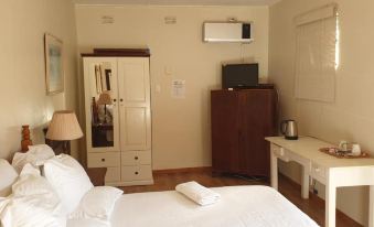 The Sleeping Bao B&B