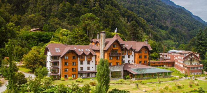 Hotel Natura Hotels in Puerto Varas