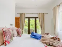 Palm Holiday Apartments