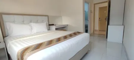 Batik Oma House Отели рядом с достопримечательностью «Tugu Yogyakarta Monument»