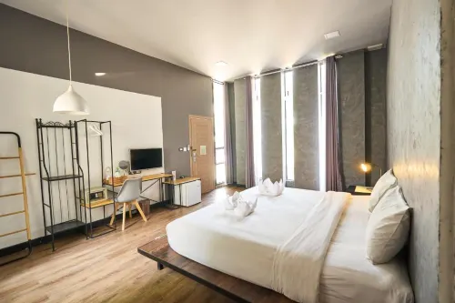 Sherloft Home & Hostel