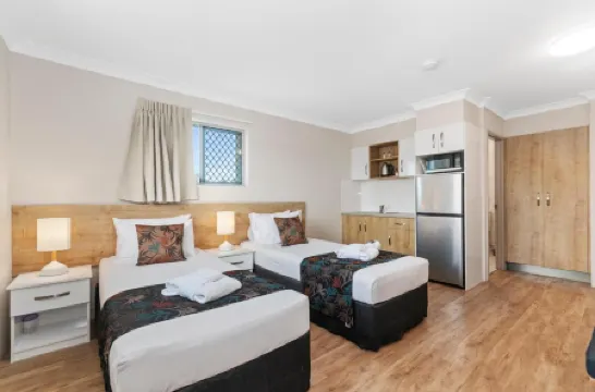 城堡山峯汽車旅館