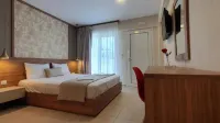 Astra Sarti Luxury Suites
