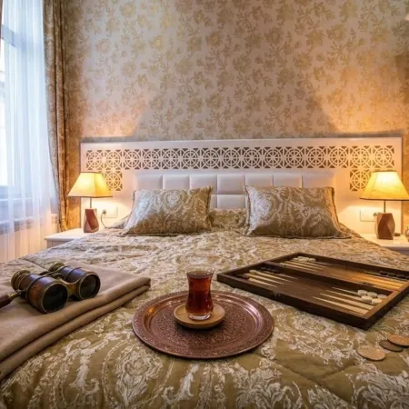 Seven Gates Hotel