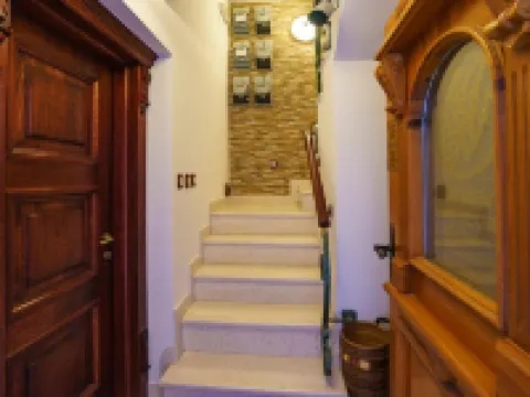 Apartments Wine House Old Town โรงแรมในโคเตอร์