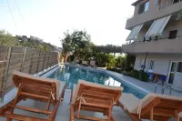 Ksamil Apartments - Pools