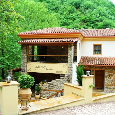 Roes Suites Отели в г. Меглен