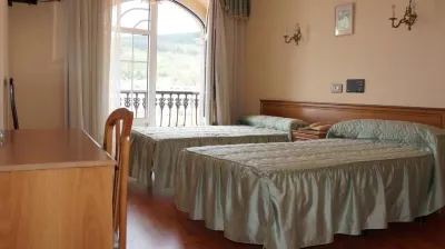 Hotel Larry Hotels in der Nähe von Cascada de Ezaro