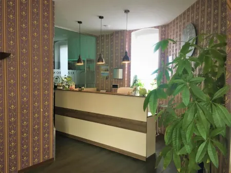 Pension am Pollingpark Отели в г. Лепс