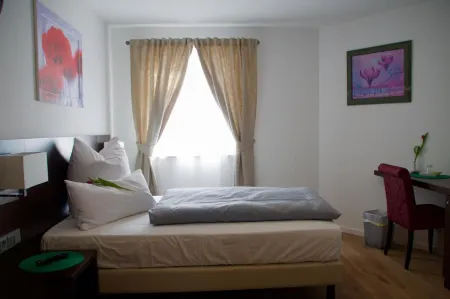 Hotel im Ried Отели в г. Дайтинг