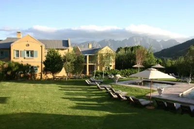 Franschhoek Country House & Villas Отели рядом с достопримечательностью «Groot Drakenstein Prison»