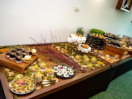 Complex Silva Отели в г. Pipera