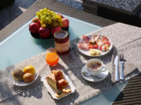 Hotel Al Campanile - Luxury Suites & Apartments Hotels in Baveno