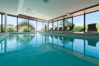 Hostellerie de la Pointe Saint-Mathieu - Spa & Restaurant Hotels in Plougonvelin