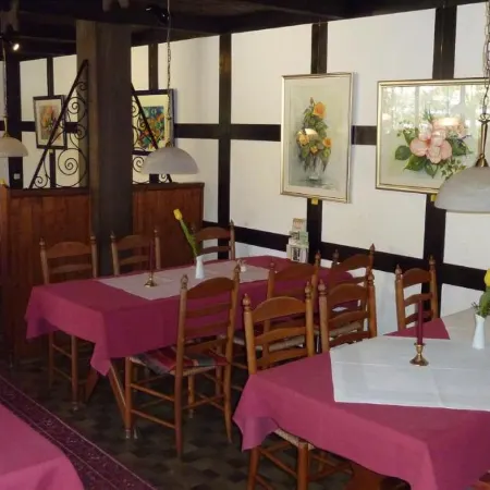 Akzent Hotel Zur Wasserburg - Hotel Garni Bed & Breakfast