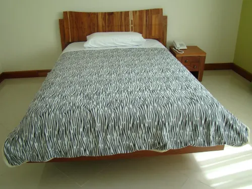 Apartahotel Vincent Suites - Gym