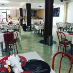 Tudor Water Sports Hotel - 朝食