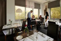 Le Leman Hotel - breakfast