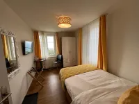 Hotel & Restaurant Hasenstrick 라퍼스빌 호텔