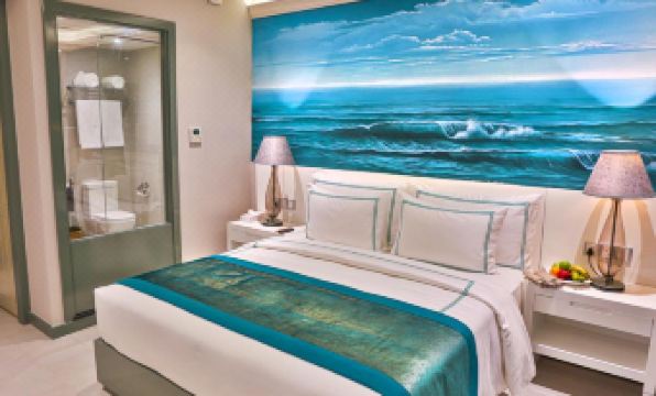 Earl's Regent Negombo