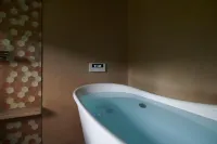Shirafuji Hotels in Obuse