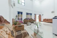 Urbanview Hotel 99 Syariah Banjarbaru by RedDoorz Hotels in Loktabat Selatan