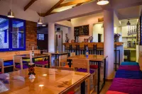 Saqray Hostel