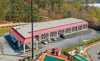 Regency Inn & Suites