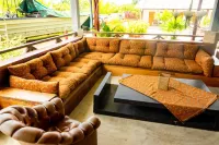 Sutopia Holiday Resort Hotels in Meerzorg