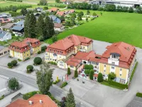 Gasthof Hotel Jägerwirt Hotels in Zell am Moos